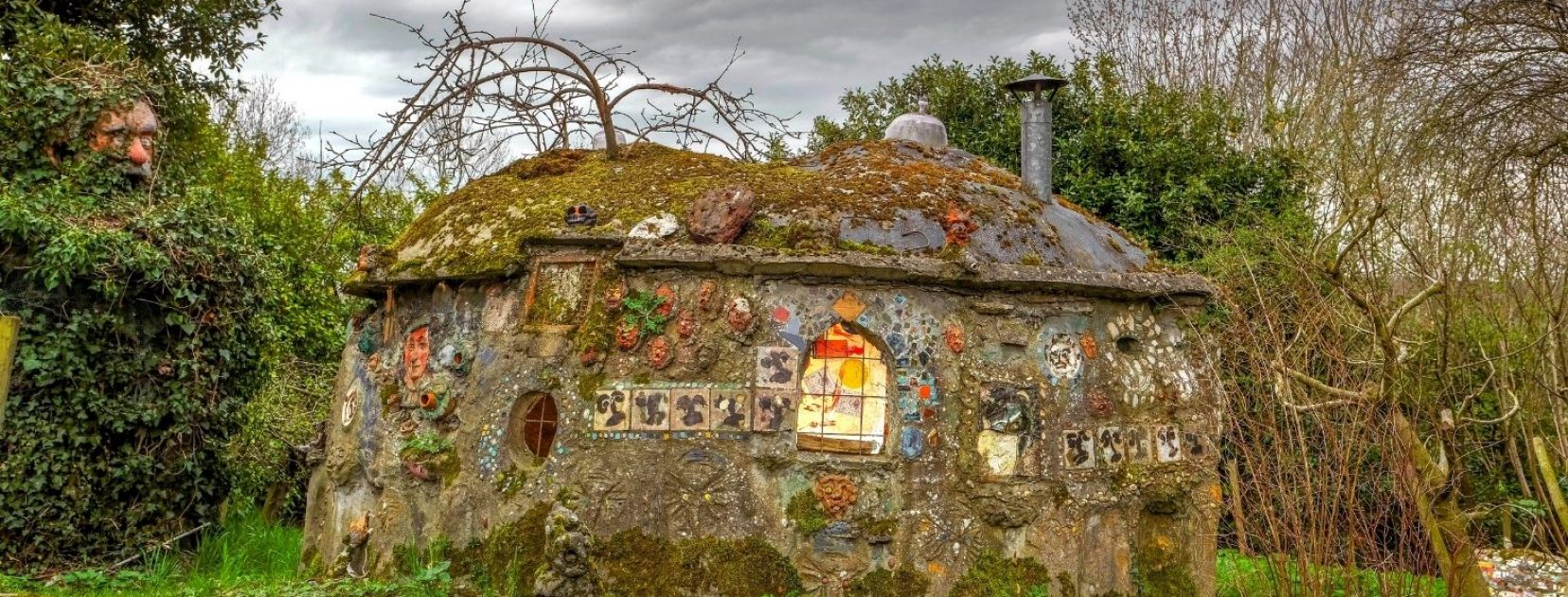 Le sentier de l’étrange à Ellezelles Le sentier de l'étrange à Ellezelles